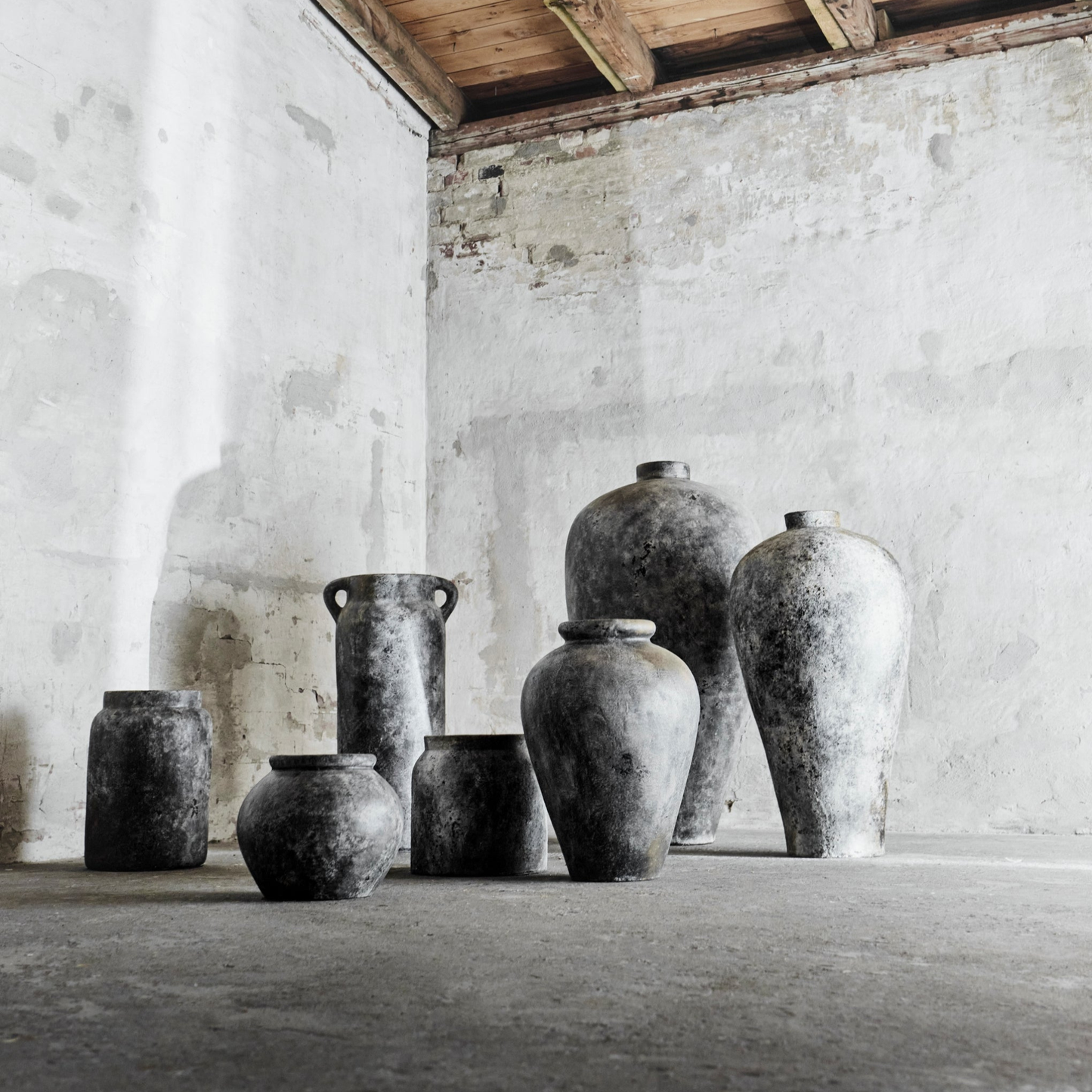 Echo Terracotta Jar